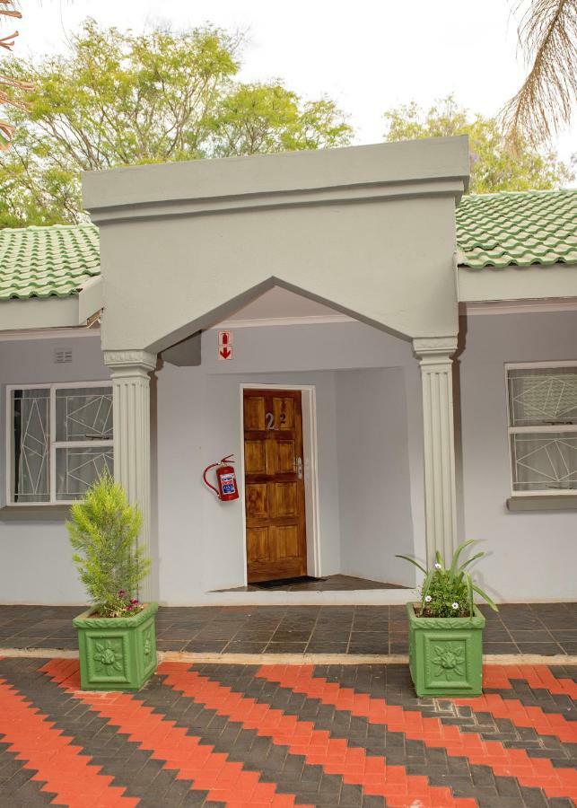 Savannah Guest House Polokwane Ngoại thất bức ảnh