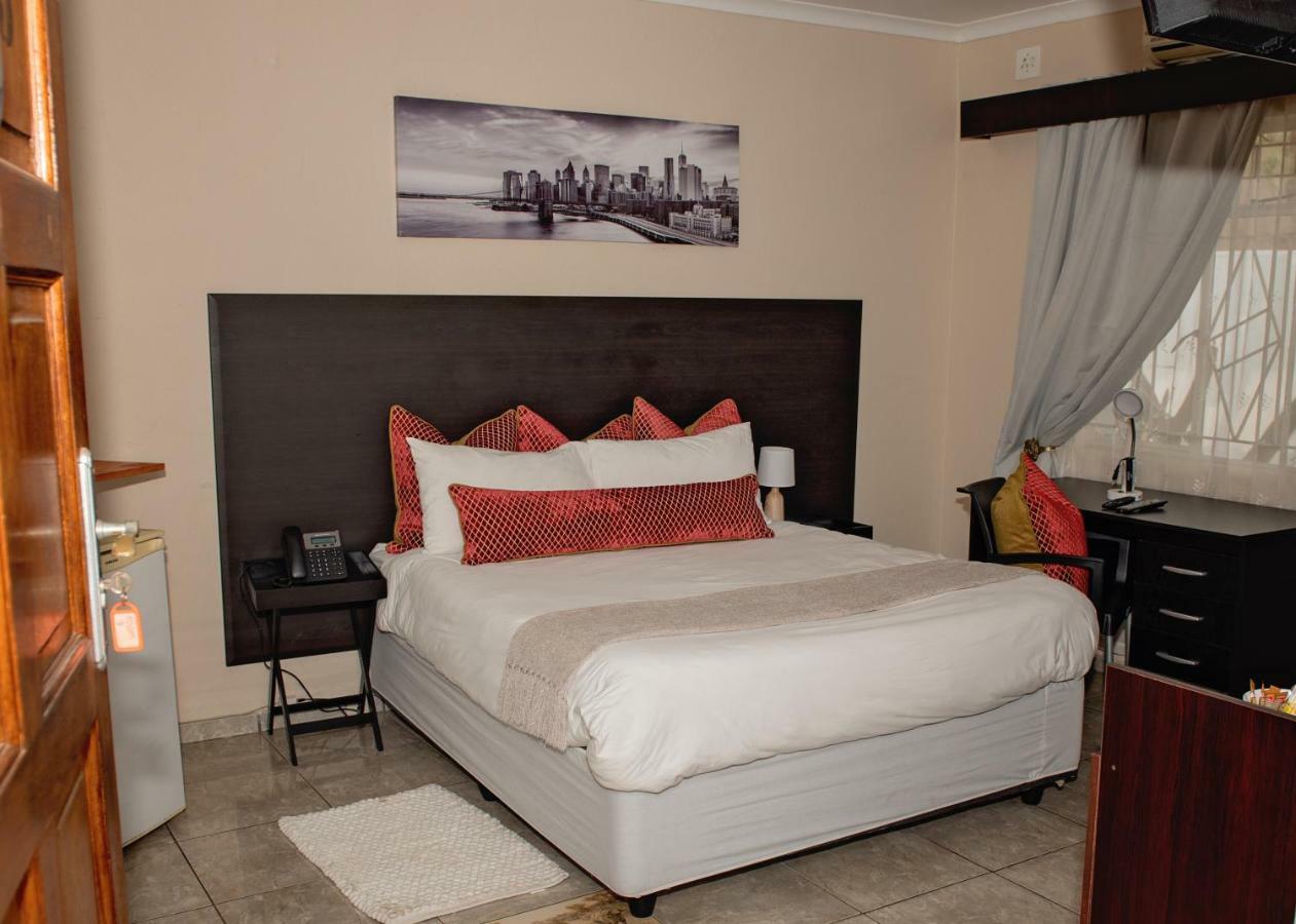 Savannah Guest House Polokwane Ngoại thất bức ảnh