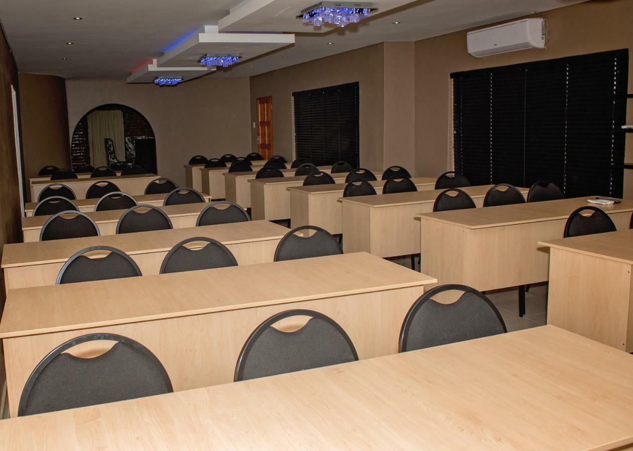Savannah Guest House Polokwane Ngoại thất bức ảnh